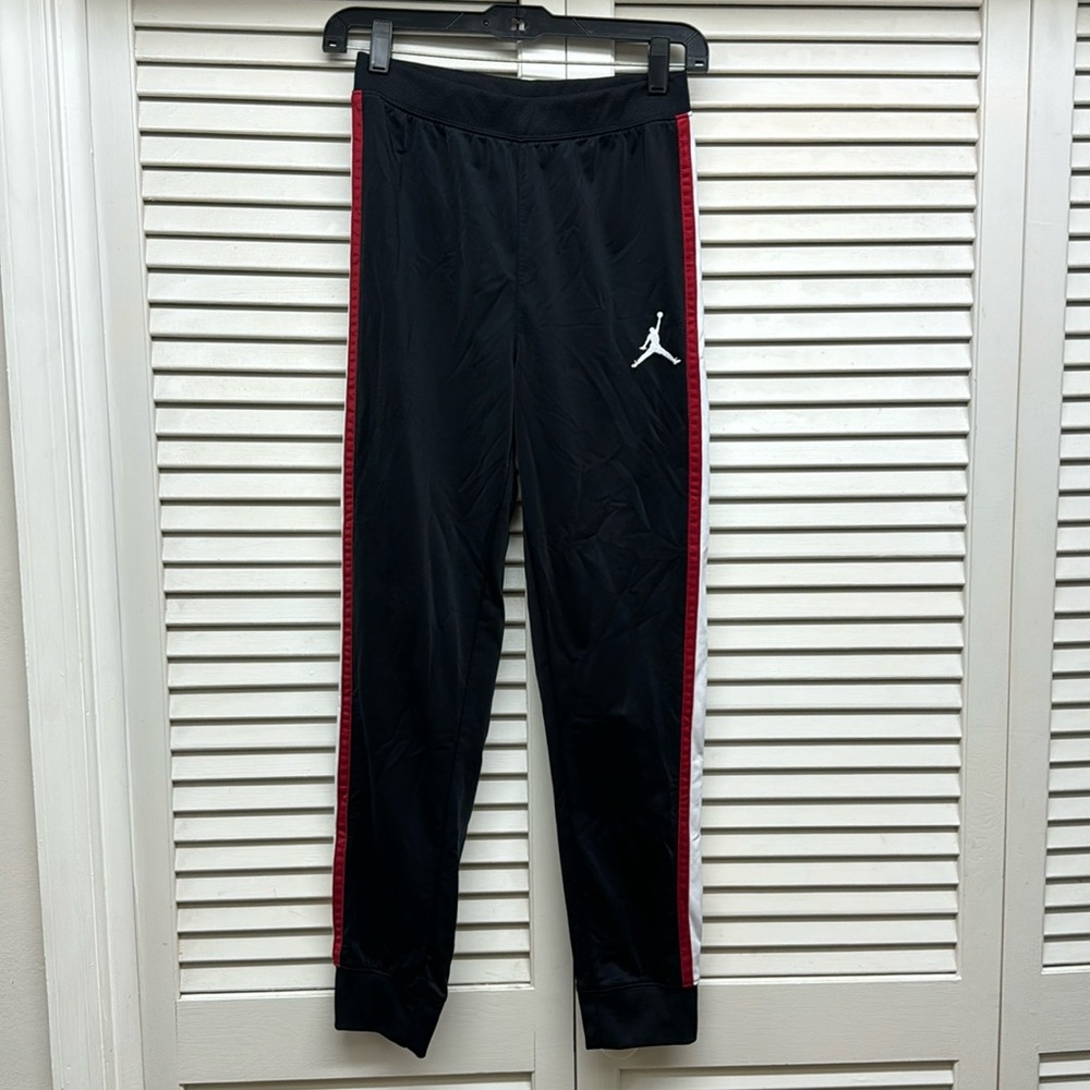 Nike Air Jordan Red Black White Basketball Pants Size Large 12-13 years